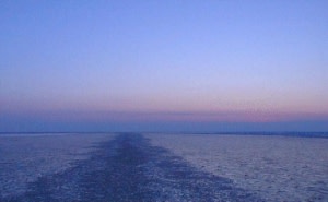 Tunn is i en ränna.